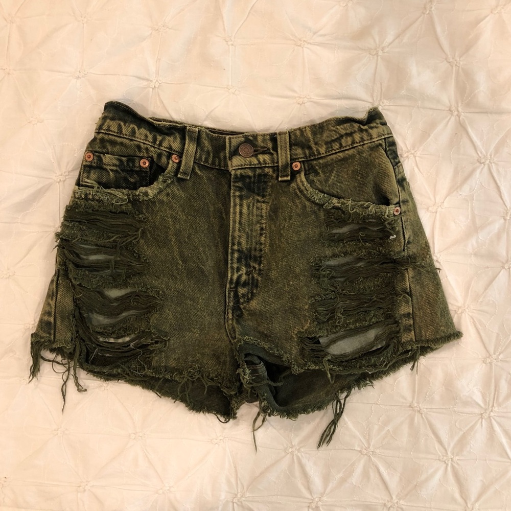 Levi’s High-Rise Shorts